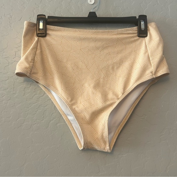 Geode swimwear yellow white geometric pattern tankini set size large - Picture 11 of 16